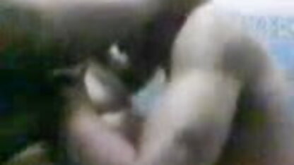एक आदमी प्रकृति हिंदी फुल सेक्सी एचडी वीडियो में अपनी पत्नी के सामने एक लड़की को चोदता है